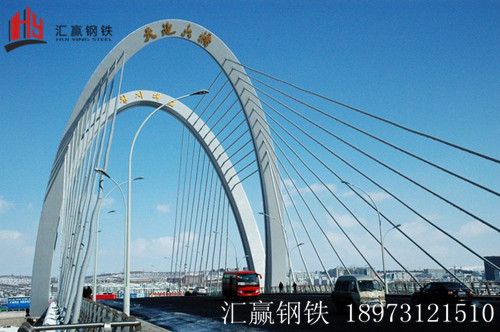 斜拉索大桥